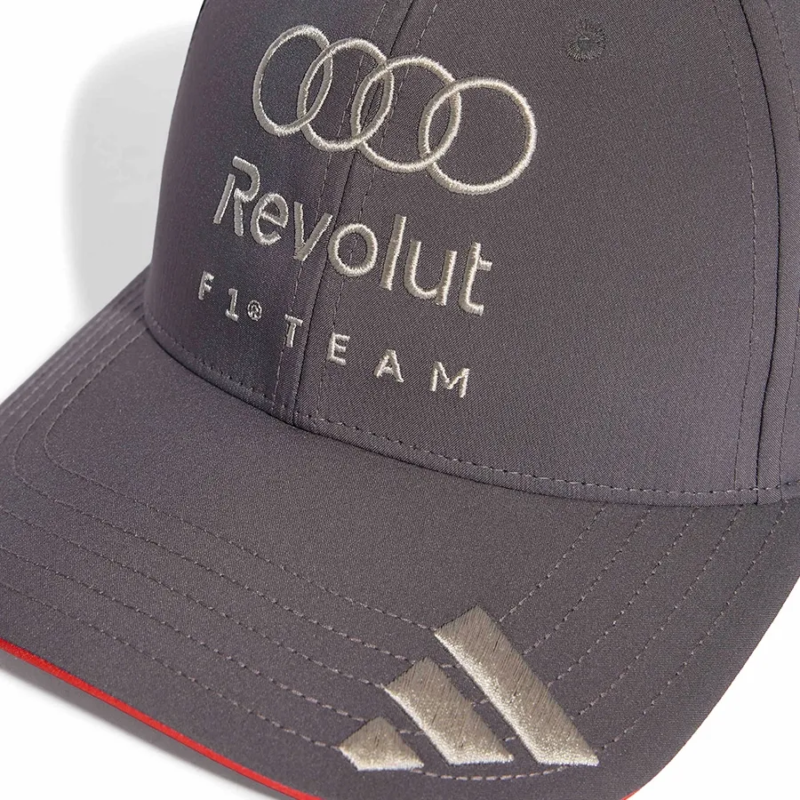 Imagen 2 de 4 de Gorra adidas F1 Audi Revolut-GRIS
