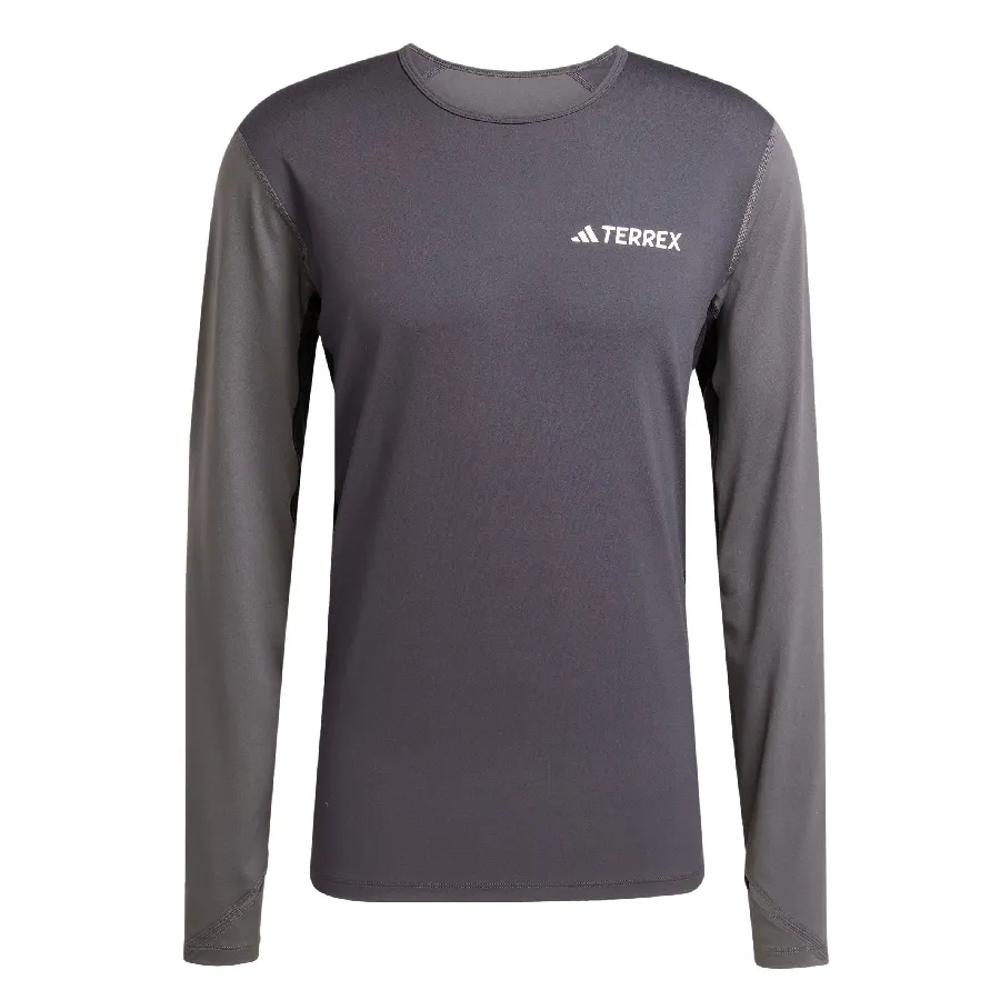 Imagen 1 de 4 de Remera adidas multisintética-GRAFITO/GRIS