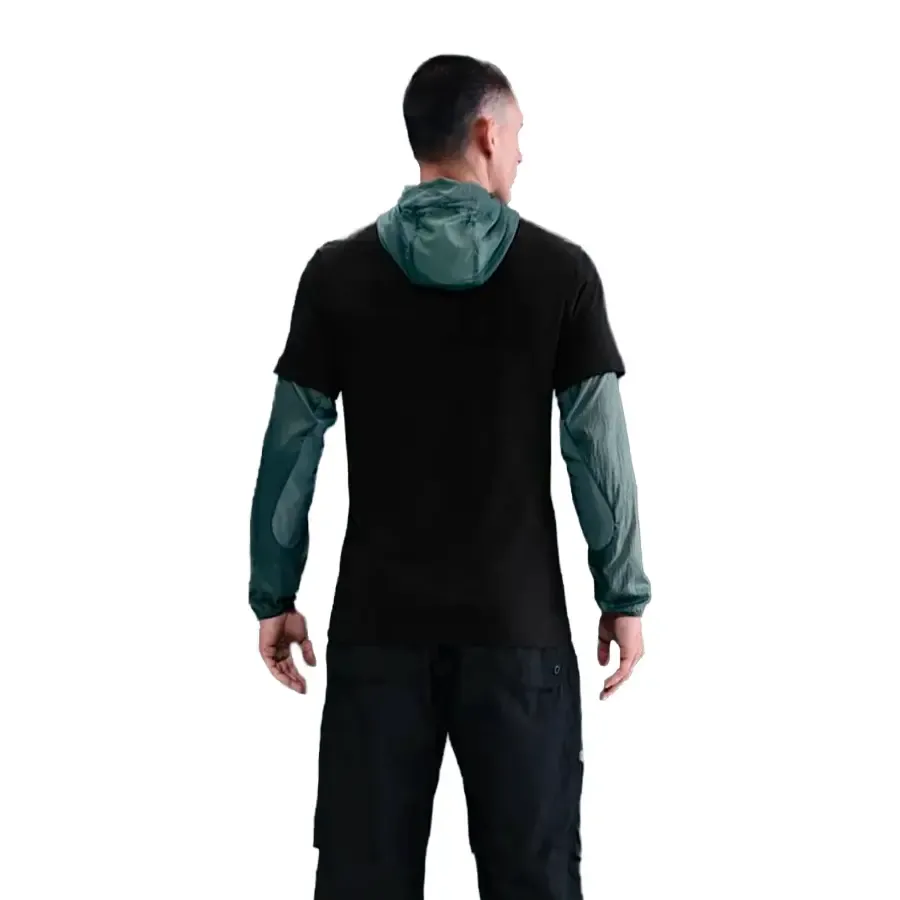 Imagen 1 de 4 de Remera Nike Sportswear-NEGRO