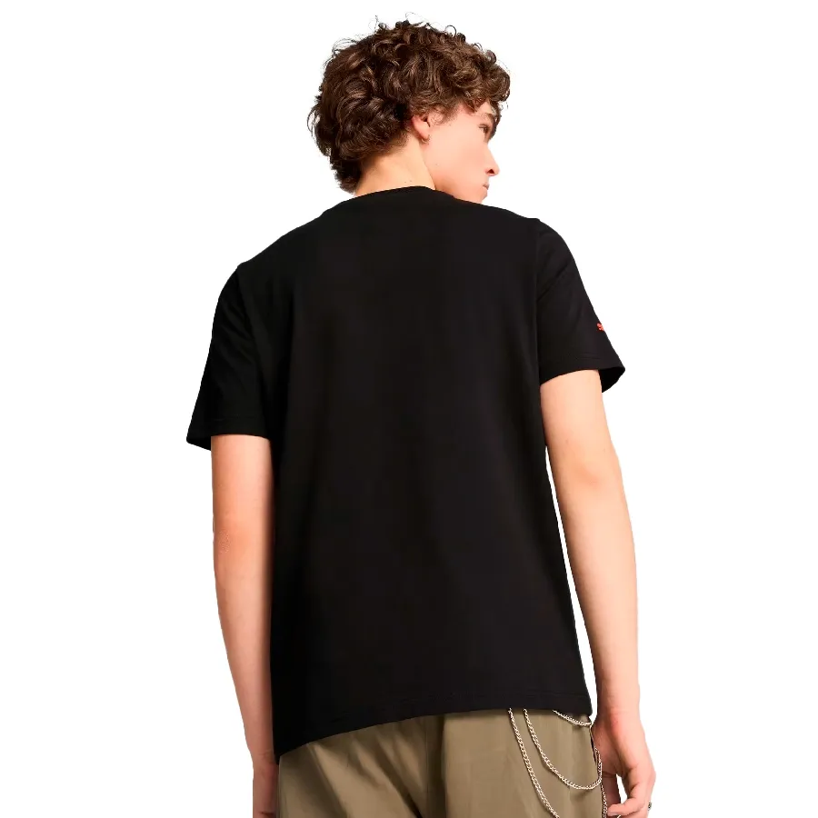 Imagen 2 de 4 de Remera Puma F1 Essentials Logo-NEGRO/ROJO