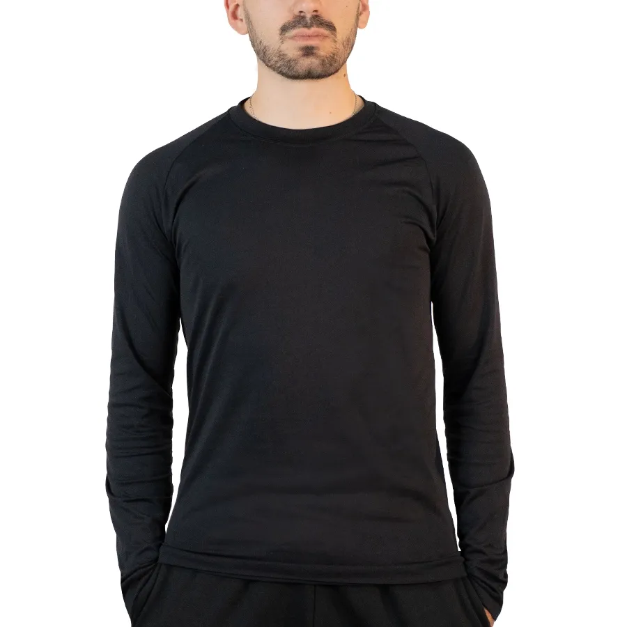 Imagen 1 de 5 de Remera Kamp Termica-NEGRO