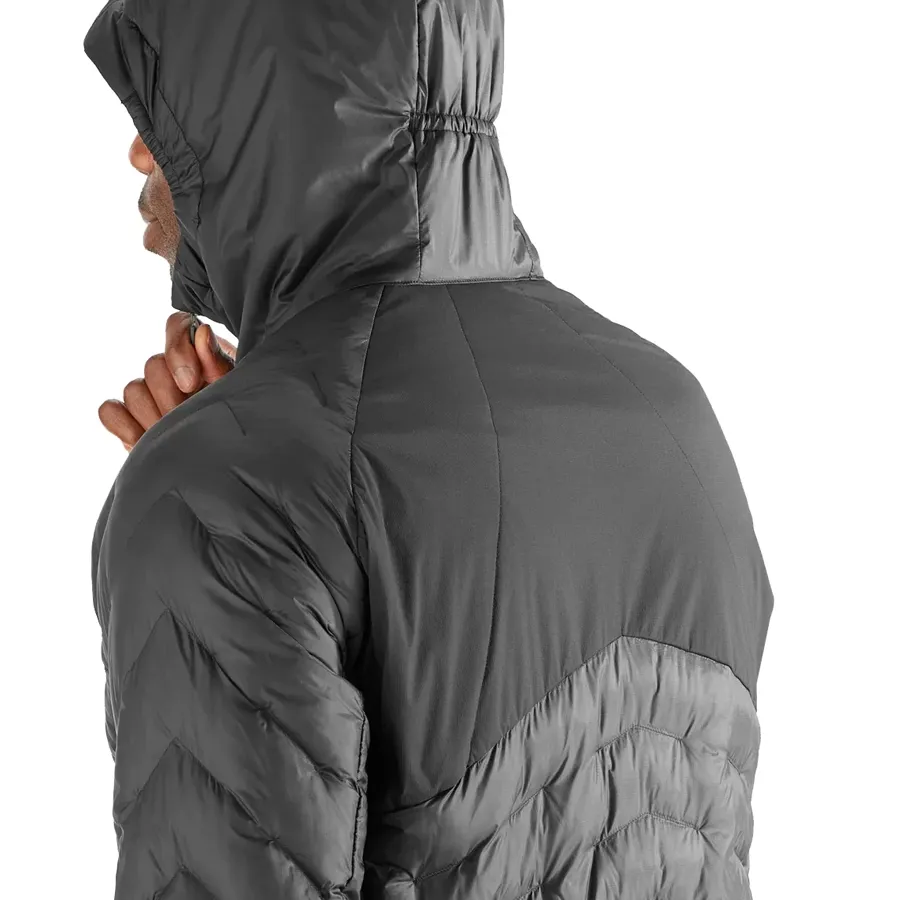 Imagen 2 de 5 de Campera Salomon Outline Primaloft Hdy-NEGRO