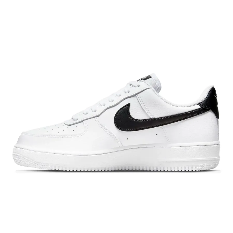 Imagen 3 de 9 de Zapatillas Nike Air Force 1 '07-BLANCO/NEGRO