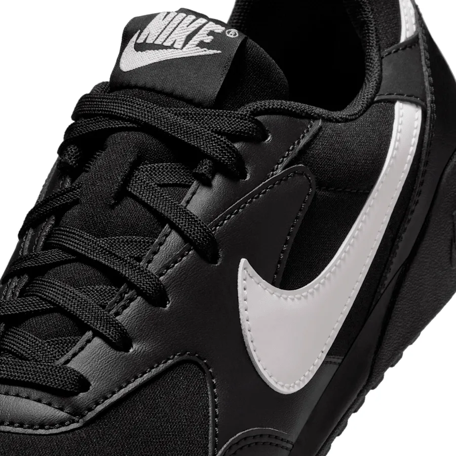 Imagen 5 de 8 de Zapatillas Nike Terra Manta-NEGRO/BLANCO