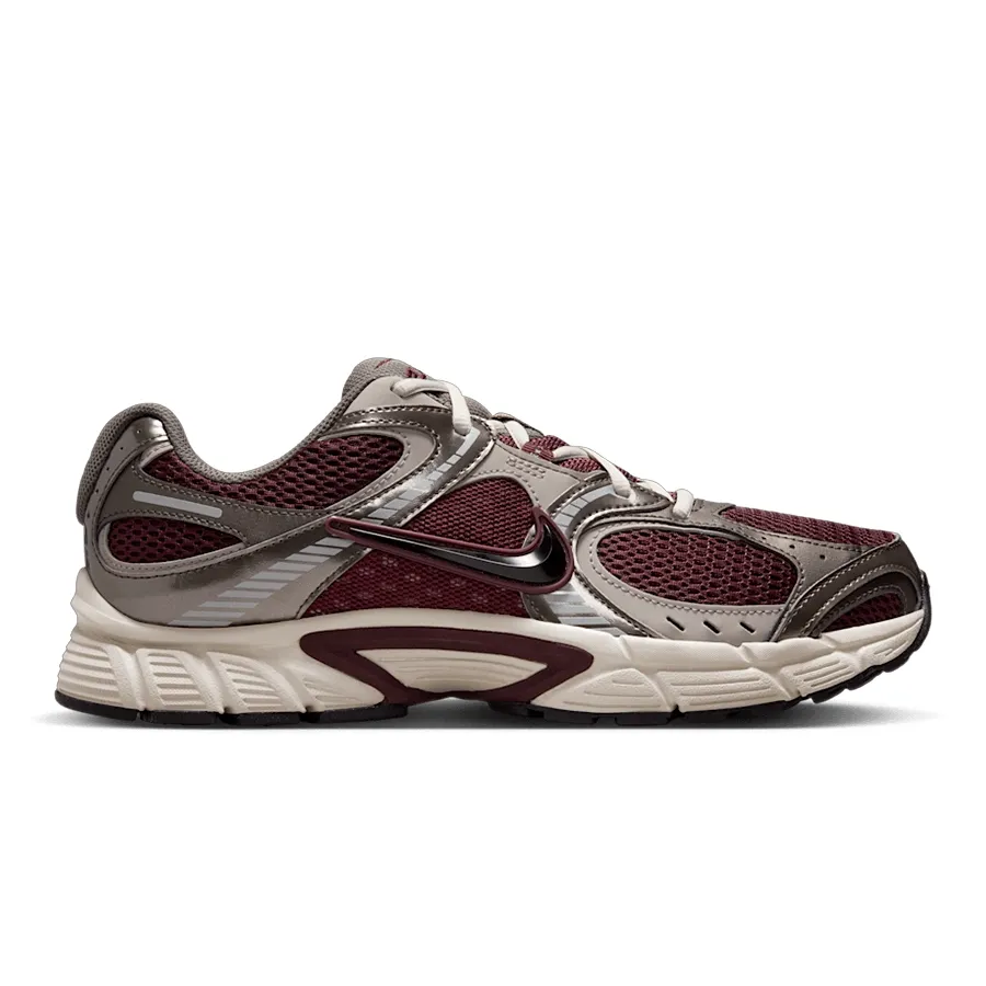 Imagen 0 de 8 de Zapatillas Nike V5 Rnr-PLATA/MARRON/CRUDO