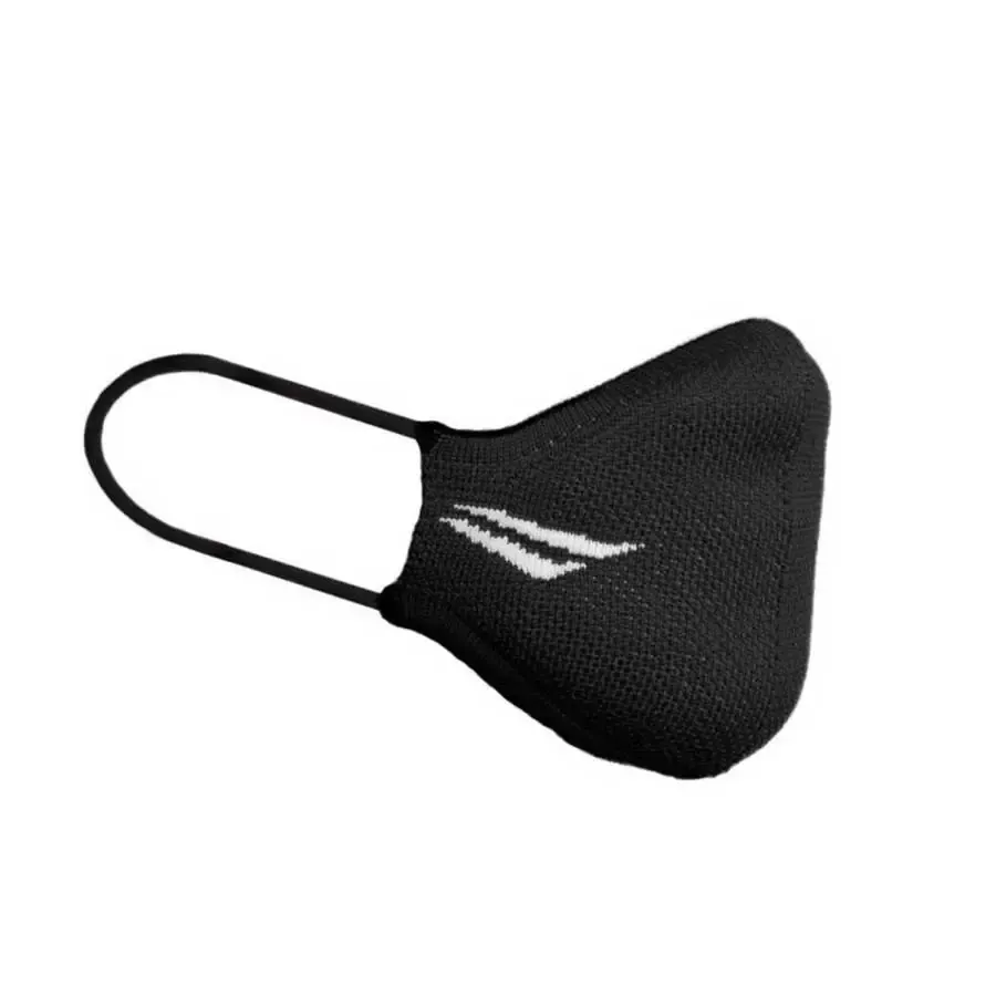 Imagen 0 de 1 de Mascarilla Entrenamiento Block Penalty-NEGRO