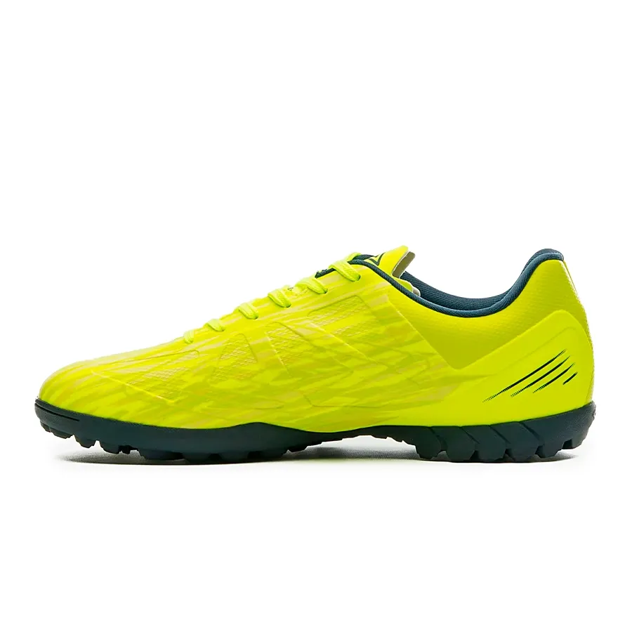 Imagen 1 de 7 de Botines Umbro Ultimate Tf-AMARILLO FLUOR/NEGRO