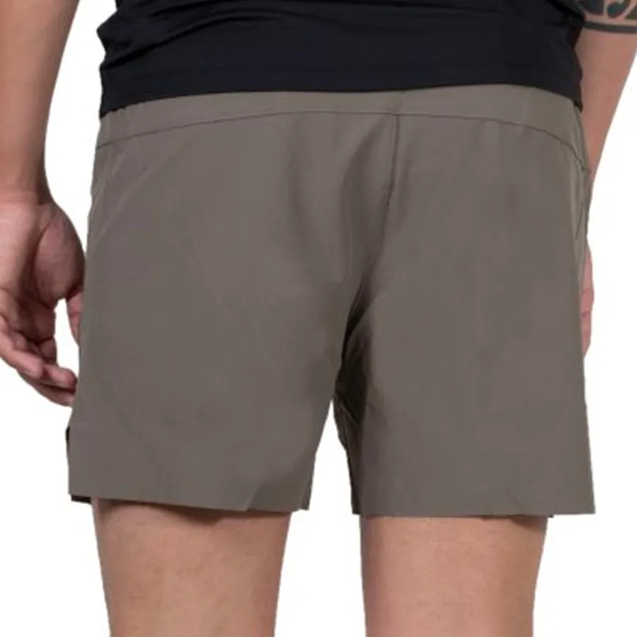 Imagen 1 de 5 de Short Saucony Peregrine 6-MARRON