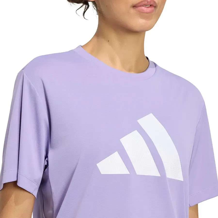 Imagen 3 de 5 de Remera adidas Adi365 Essentials Brand Love-LILA