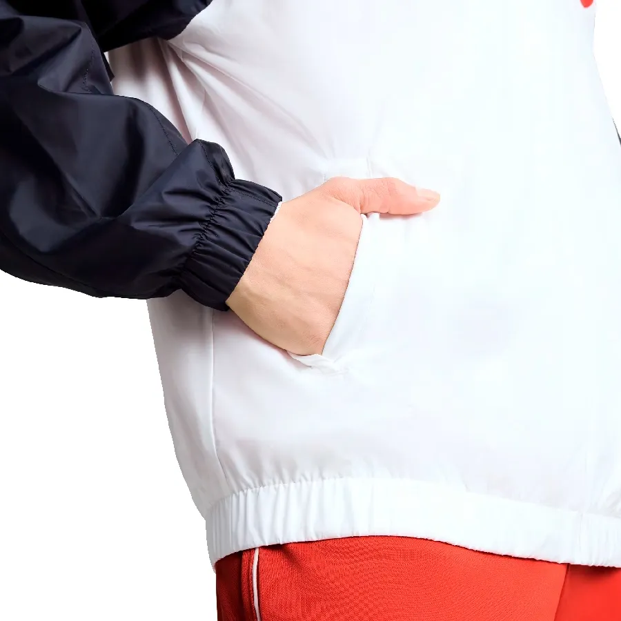 Imagen 5 de 6 de Campera Puma Essentials Relaxed Windbreaker-BLANCO/AZUL MARINO/ROJO