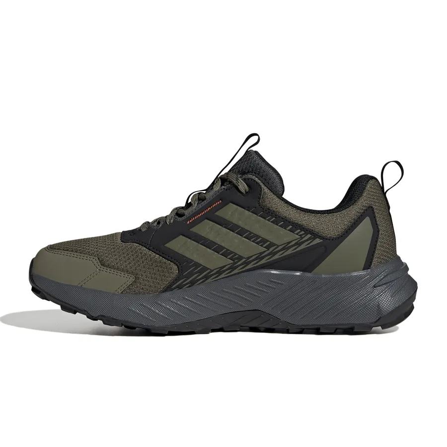 Imagen 2 de 7 de Zapatillas adidas Terrex Tracefinder-VERDE MILITAR/NEGRO