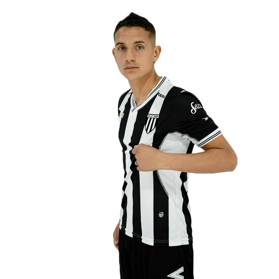 Imagen 4 de 9 de Camiseta Mitre Oficial Gimnasia y Esgrima 22-NEGRO/BLANCO