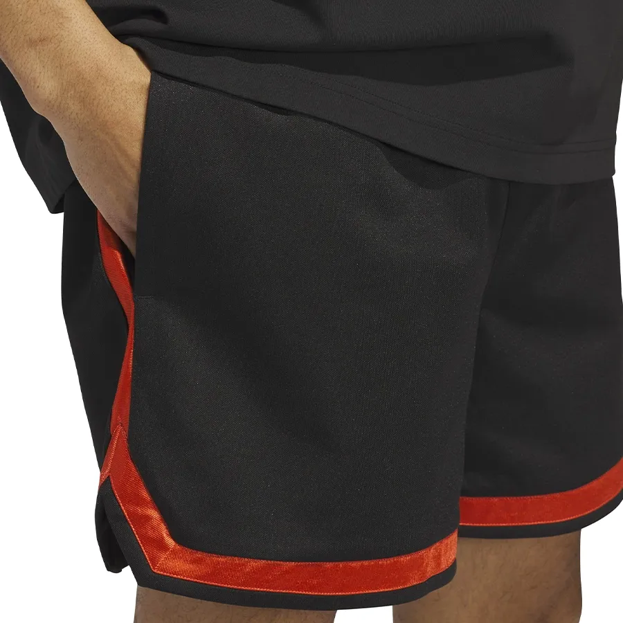 Imagen 3 de 5 de Shorts adidas originals Winter-NEGRO/NARANJA