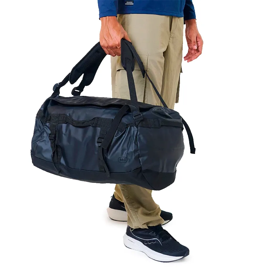 Imagen 0 de 7 de Bolso Saucony Peregrine Duffle 50Lt-NEGRO