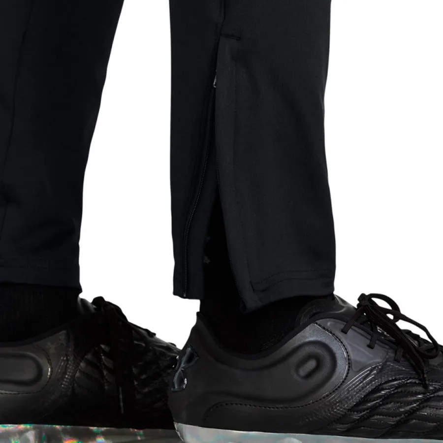 Imagen 3 de 4 de Pantalón Under Armour Challenger Trainer-NEGRO