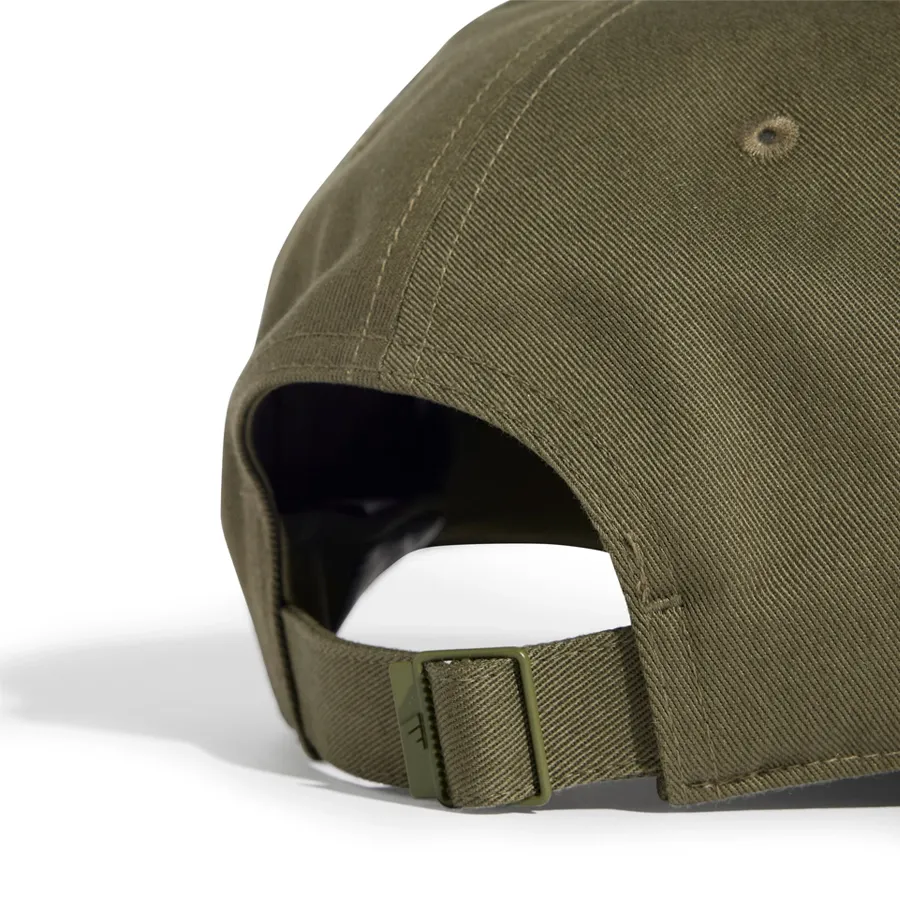 Imagen 1 de 4 de Gorra adidas New Logo-VERDE OLIVA