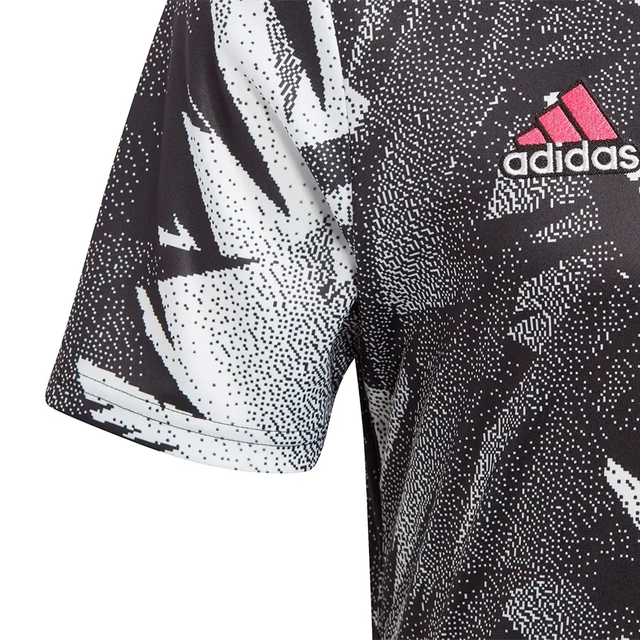 Imagen 3 de 4 de Camiseta adidas Juventus-NEGRO/BLANCO/ROSA