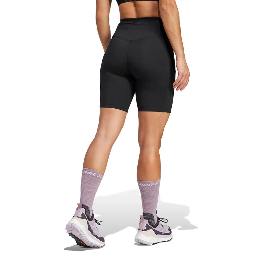 Imagen 3 de 5 de Calza adidas Terrex Multi de 8 pulgadas-NEGRO