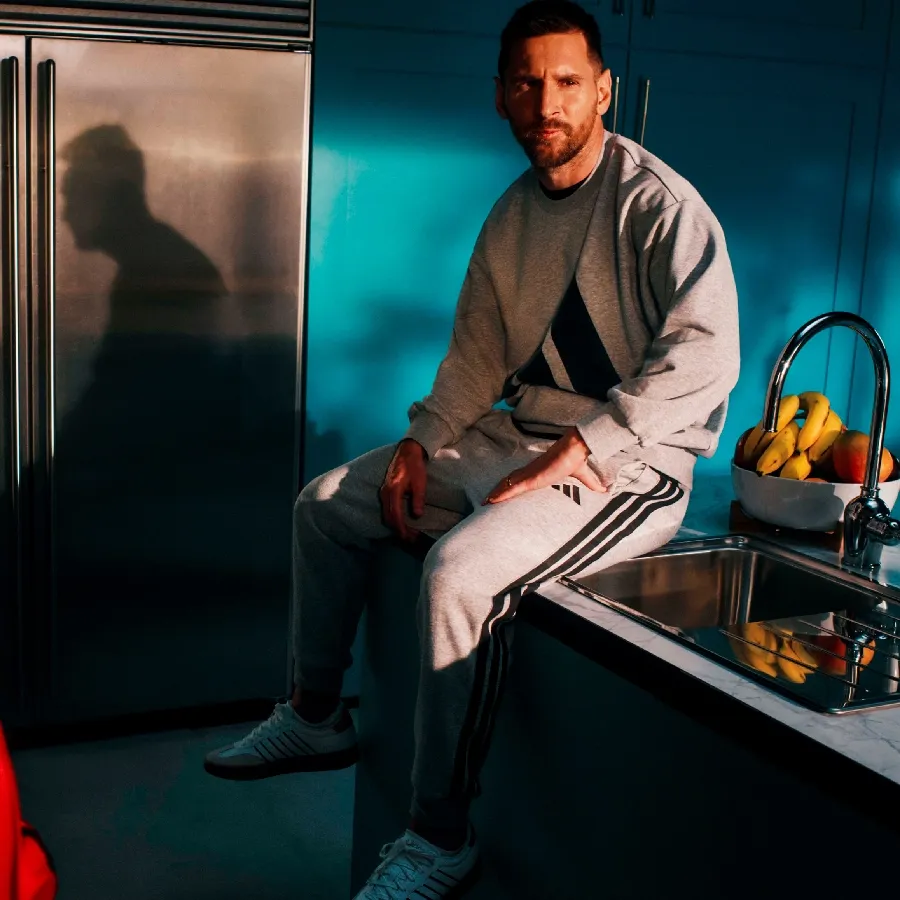 Imagen 3 de 6 de Pantalón adidas Essentials French Terry 3 Tiras-GRIS/NEGRO