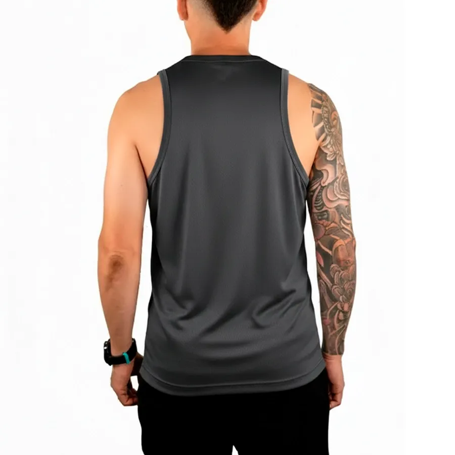 Imagen 2 de 4 de Musculosa Kamp Ultrarun-NEGRO