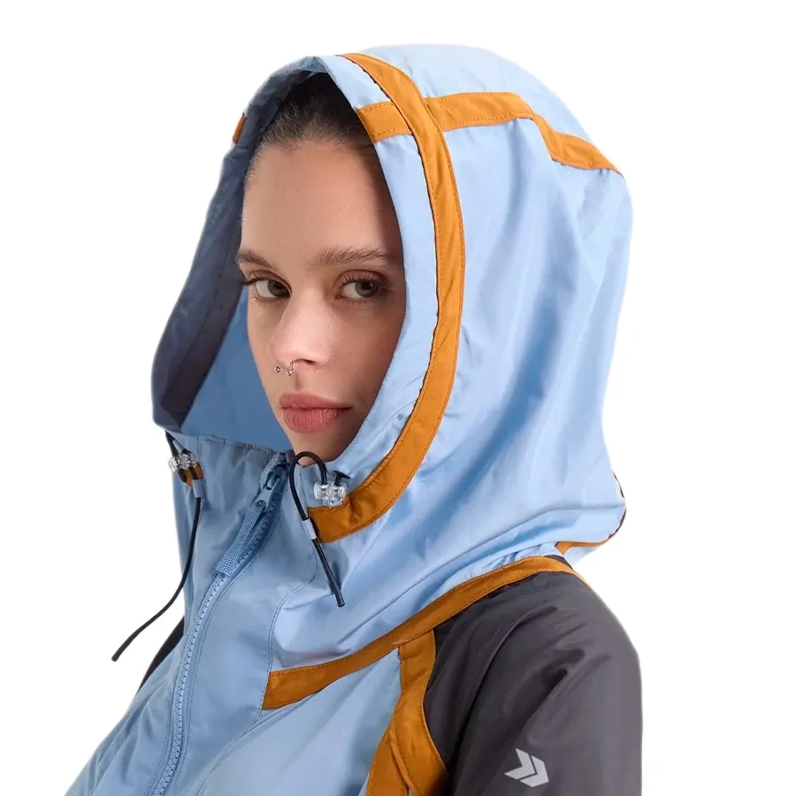 Imagen 3 de 4 de Campera Atomik Lines Windbreaker-CELESTE/NEGRO/TOSTADO