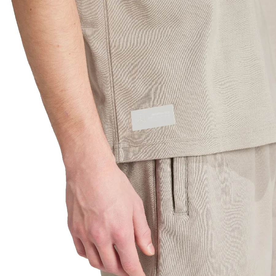 Imagen 3 de 4 de Remera adidas Sweat Mercedes Tee-BEIGE