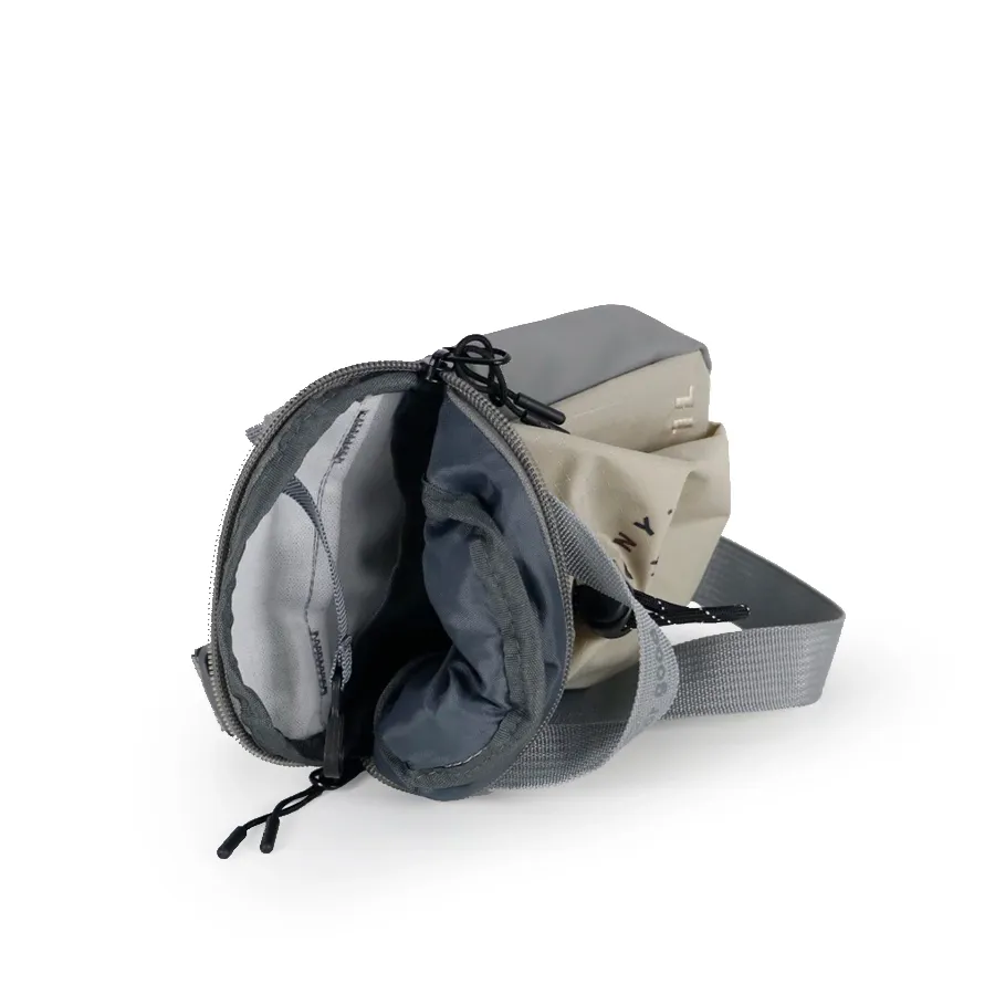 Imagen 4 de 5 de Bandolera Saucony Peregrine Crossbody-VERDE SECO/GRIS