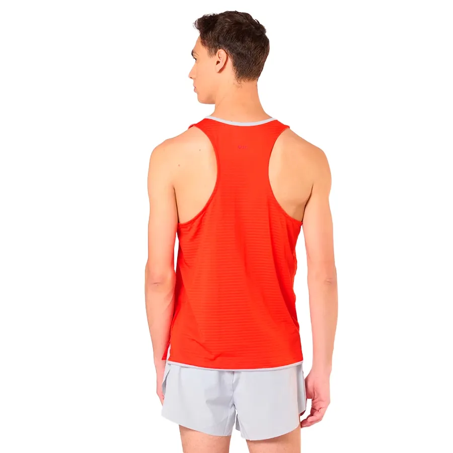 Imagen 1 de 4 de Musculosa Saucony Kinvara Tank-ROJO