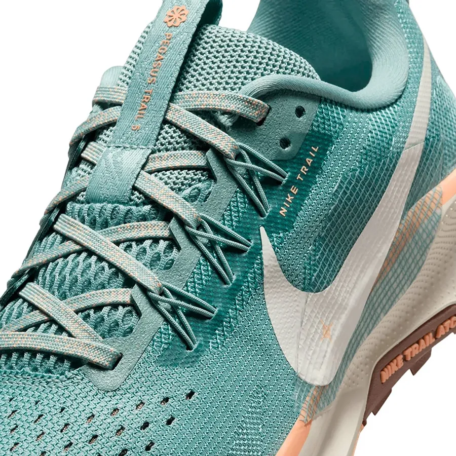 Imagen 5 de 7 de Zapatillas Nike React X Pegasus Trail 5-VERDE AGUA/SALMÓN