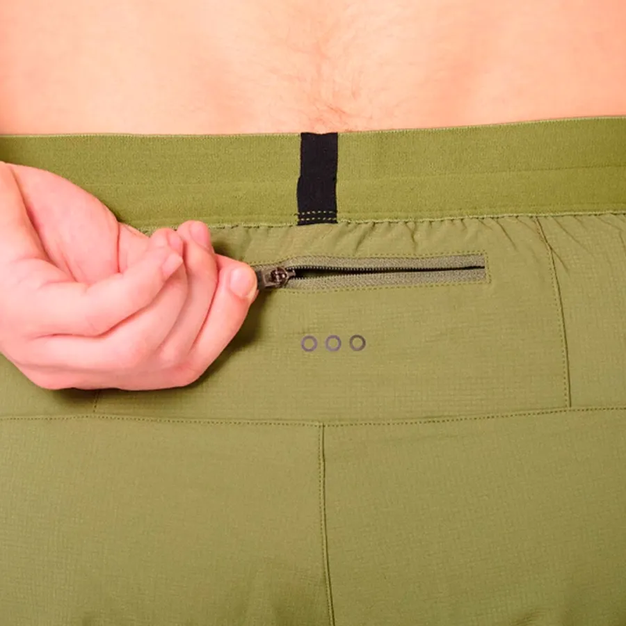Imagen 4 de 5 de Pantalón Saucony Boston Woven-VERDE OLIVA