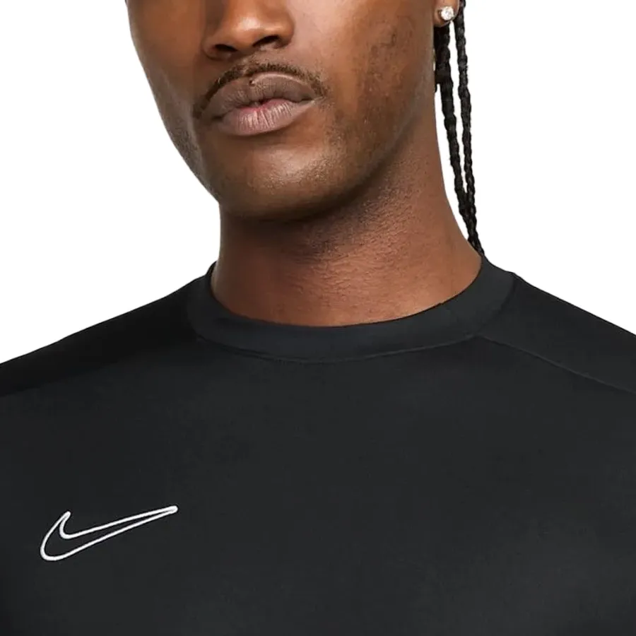 Imagen 2 de 5 de Remera Nike Academy-NEGRO
