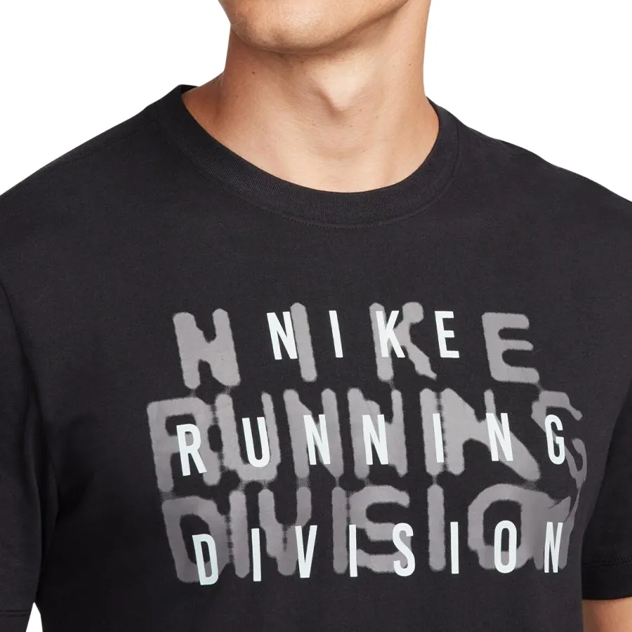 Imagen 2 de 4 de Remera Nike Dri-Fit Running Division-NEGRO