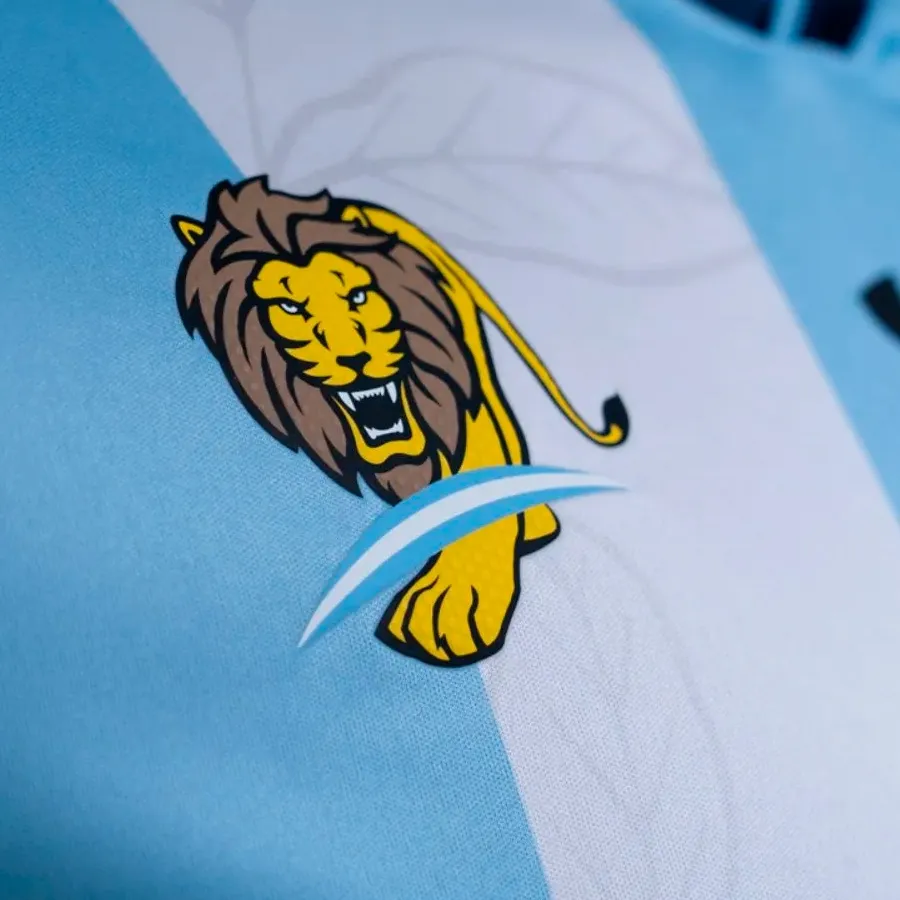 Imagen 4 de 5 de Camiseta Under Armour Titular Cah-CELESTE/BLANCO