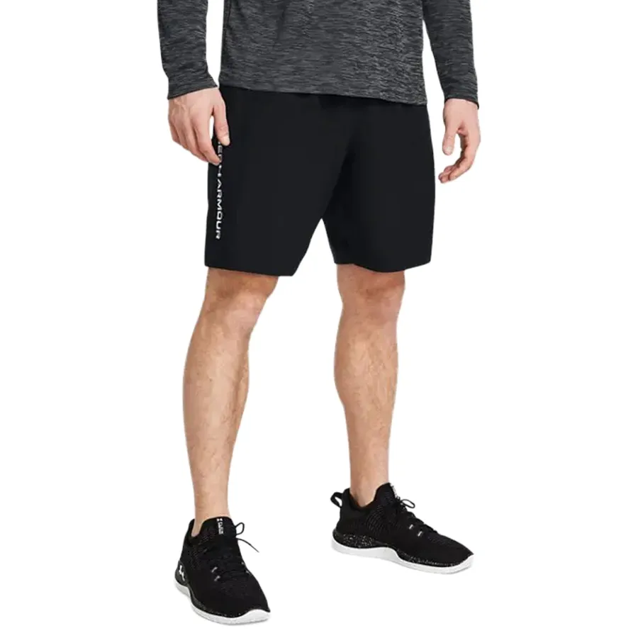Imagen 0 de 4 de Short Under Armour Tech Woven Wordmark-NEGRO