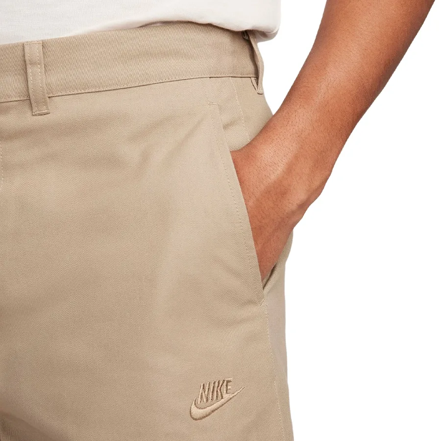 Imagen 2 de 4 de Nike Shorts  Club Chino-CAMEL