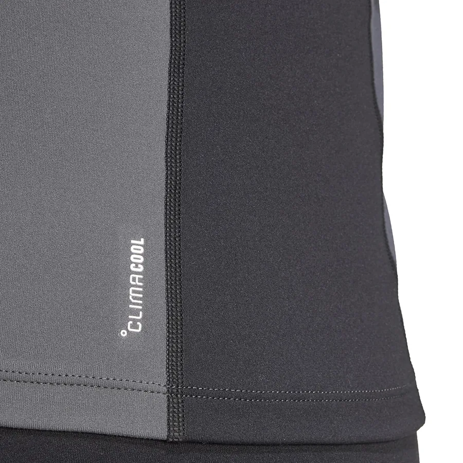 Imagen 4 de 5 de Remera adidas Manga larga Base Multisintética-GRAFITO/GRIS