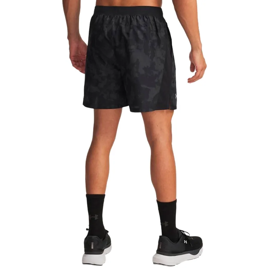 Imagen 2 de 3 de Short Under Armour Launch 7" Print-CAMUFLADO/NEGRO