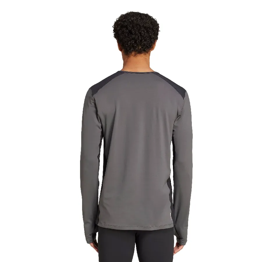 Imagen 2 de 4 de Remera adidas Multisintética-GRAFITO/GRIS