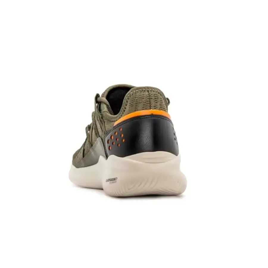 Imagen 1 de 5 de Zapatillas Fila Quark Hombre-VERDE