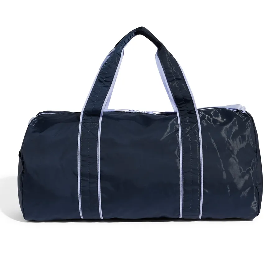 Imagen 2 de 5 de Bolso adidas Yoga Duffel-MARINO/LILA