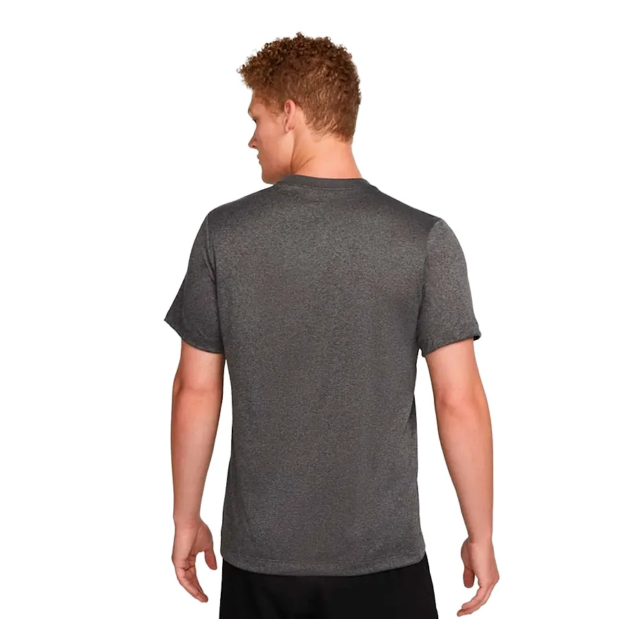 Imagen 1 de 3 de Remera Nike Legend-GRIS