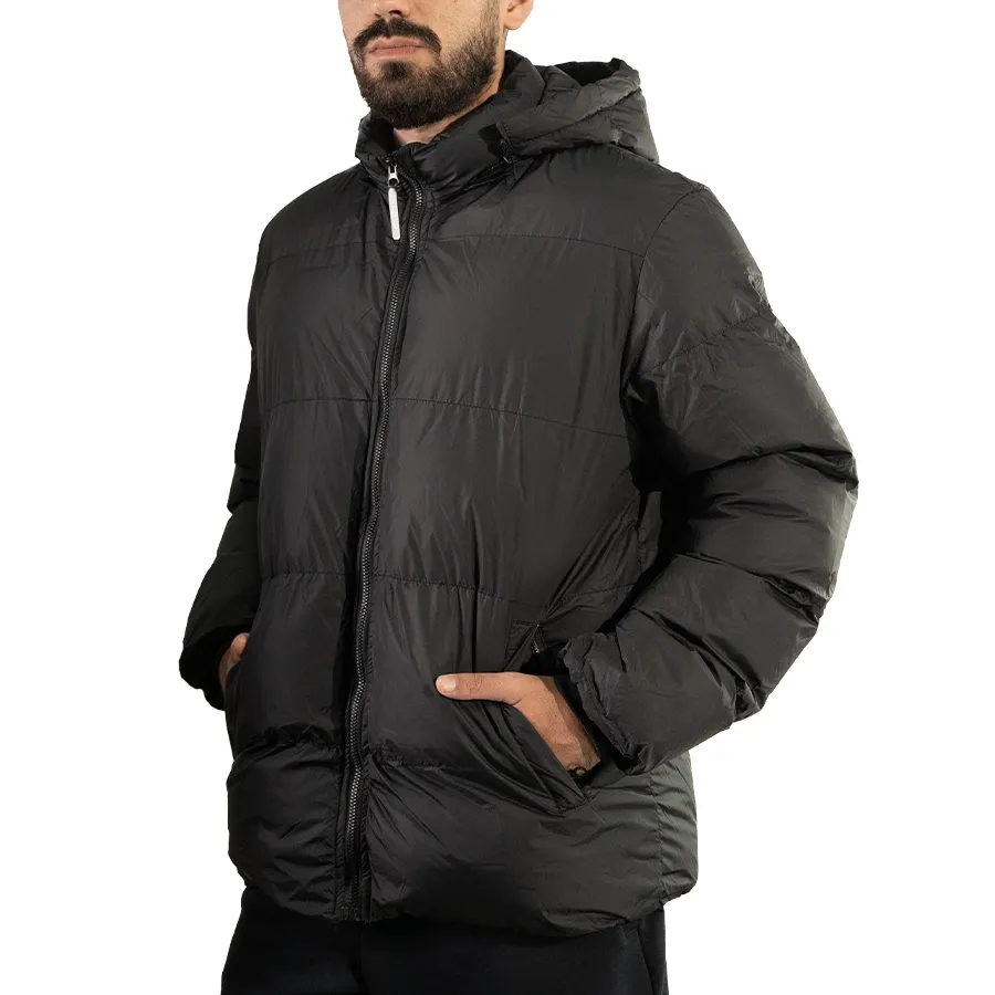 Imagen 1 de 5 de Campera Kamp Nylon Jacket 25-NEGRO