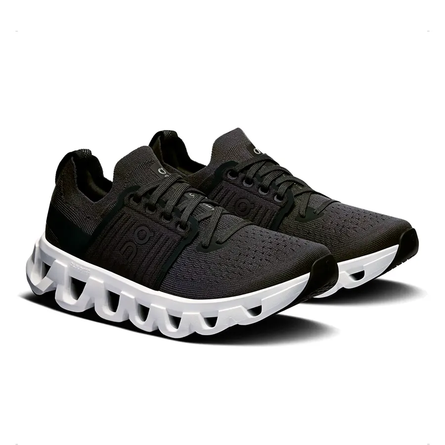 Imagen 2 de 5 de Zapatillas On Cloudswift 4-NEGRO