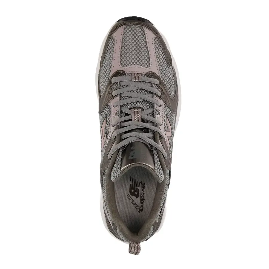 Imagen 3 de 5 de Zapatillas New Balance 530-GRIS/GRAFITO