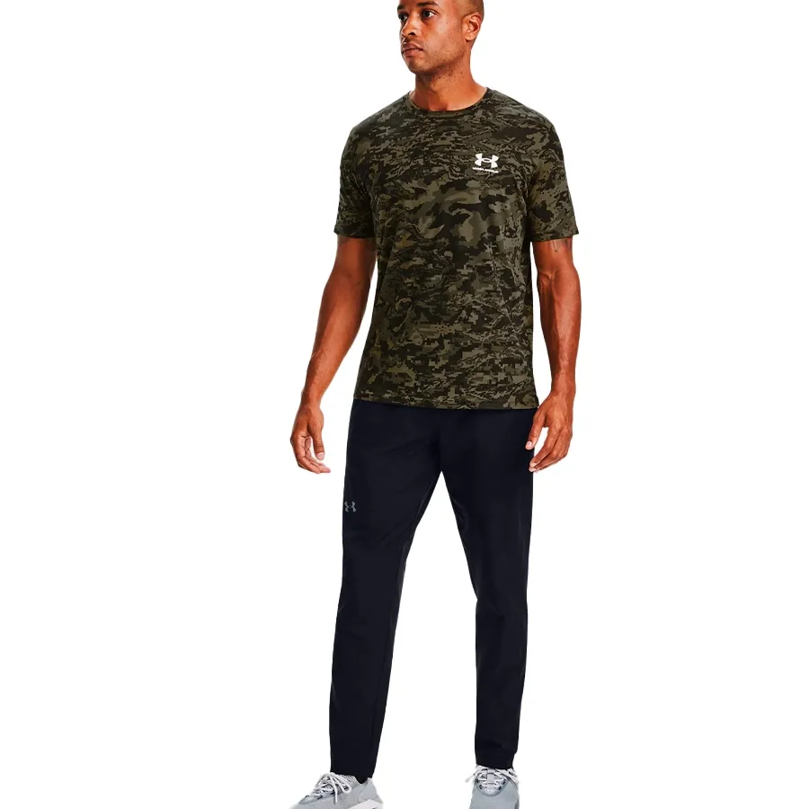 Imagen 2 de 4 de Remera Under Armour ABC-CAMUFLADO/VERDE MUSGO