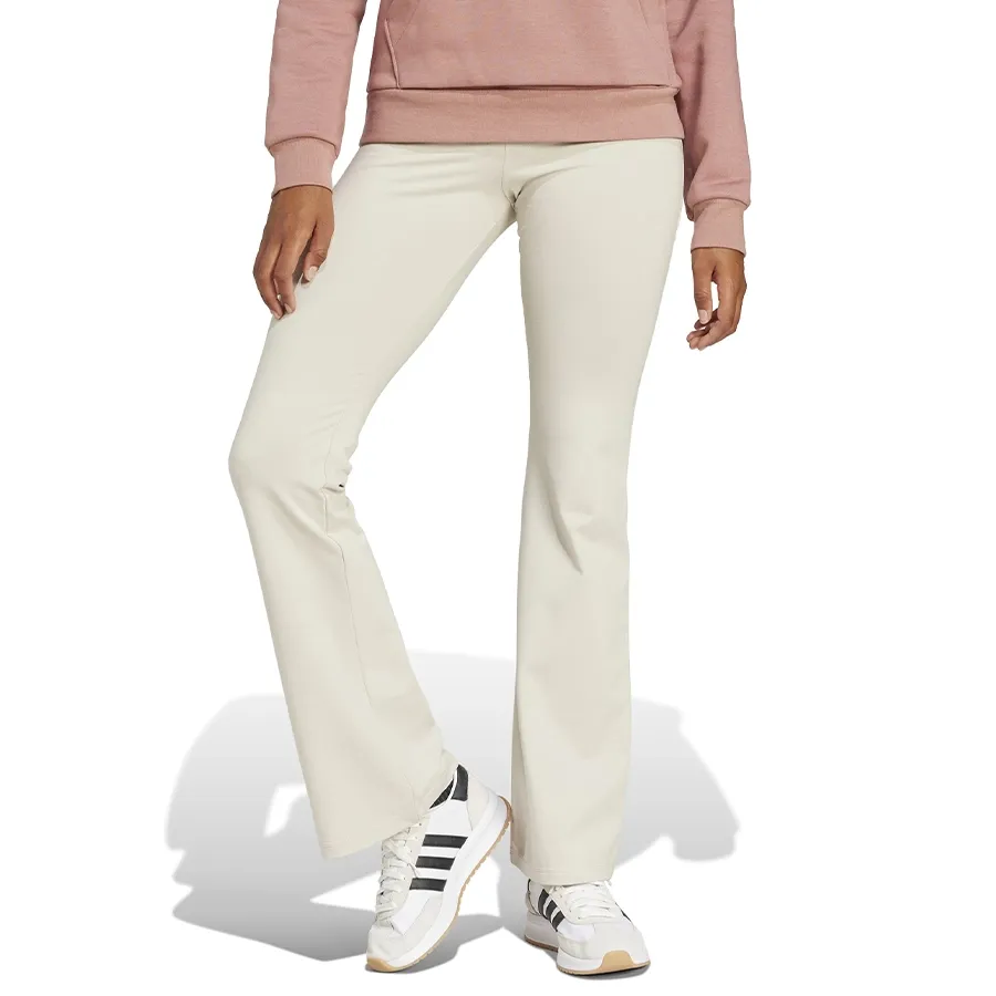 Imagen 0 de 5 de Pantalón adidas Pantalones essentials small logo flared-BEIGE