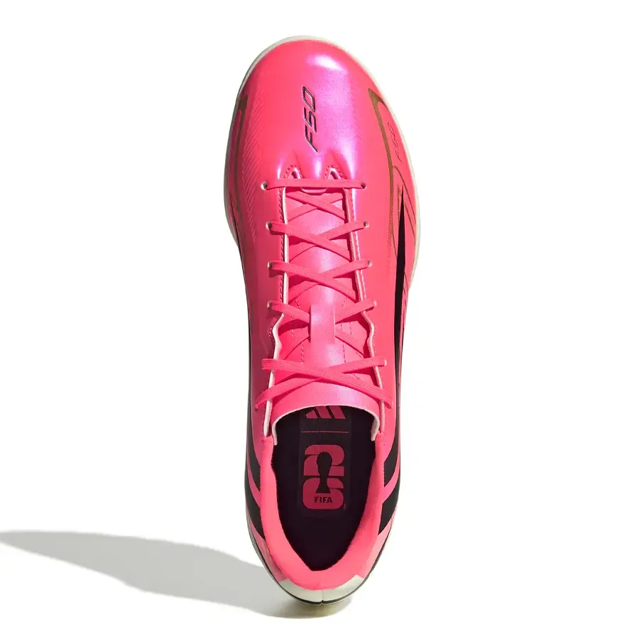 Imagen 3 de 7 de Botines Multitapón adidas F50 Hyperfast Club-ROSA/NEGRO/BLANCO
