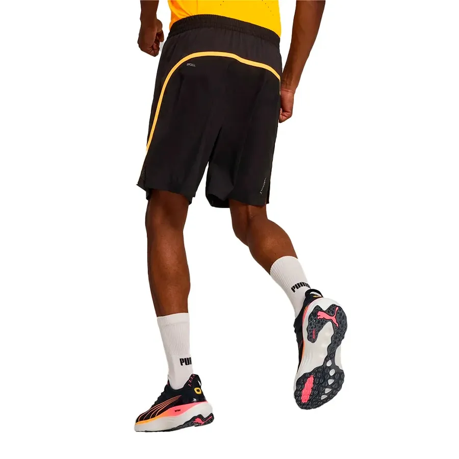 Imagen 1 de 4 de Shorts Puma Run Favorite 7-NEGRO