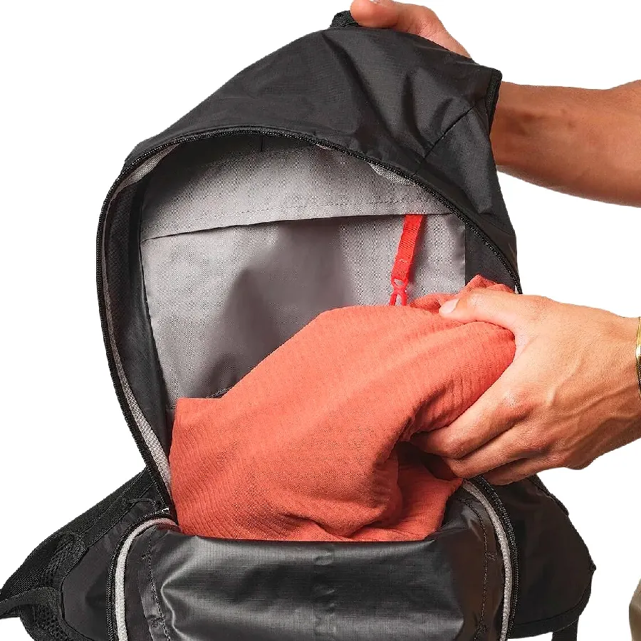 Imagen 5 de 8 de Chaleco Salomon Cross 12-NEGRO