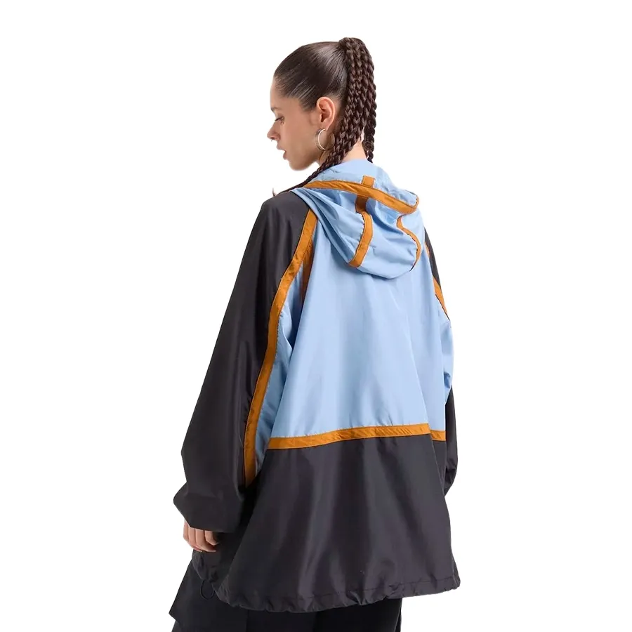 Imagen 1 de 4 de Campera Atomik Lines Windbreaker-CELESTE/NEGRO/TOSTADO